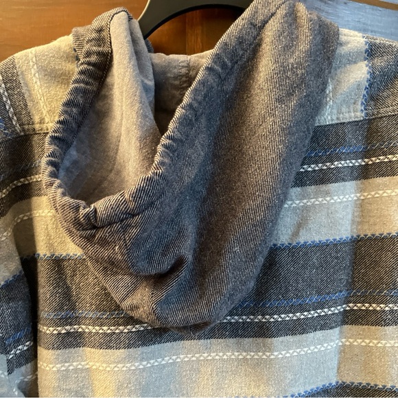 Billabong Flannel Button Up Hoodie Shirt Mens XL 22.5x30 Striped Surf Skate - Picture 8 of 10